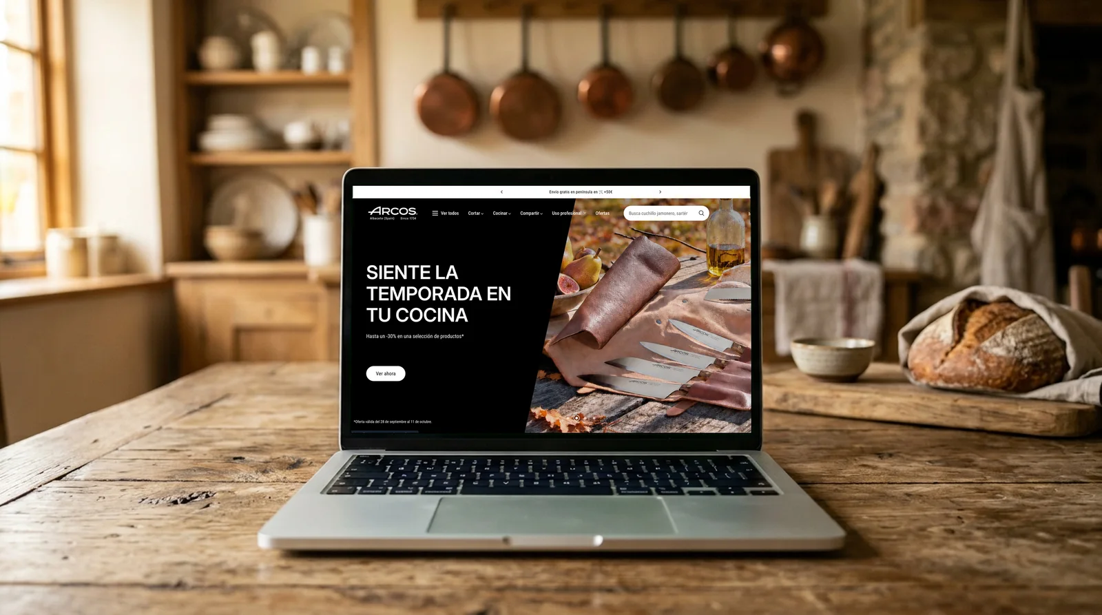 Tienda online de Arcos en un MacBook